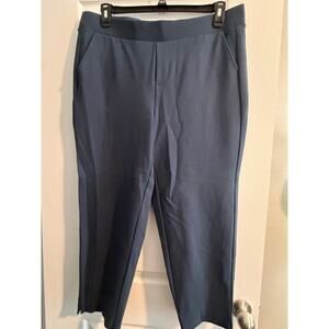 Torrid studio pull on pant